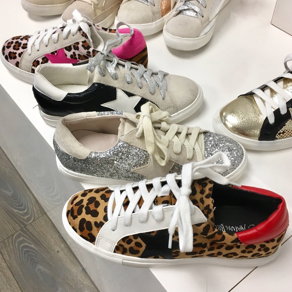 Leopard Animal Print Black Star Platform Sneaker - Picture 3 of 9